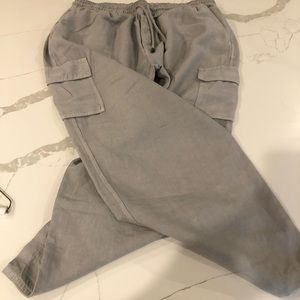 Men’s Vilebrequin Cargo Elastic Linen Pants. Size XL. Gray.